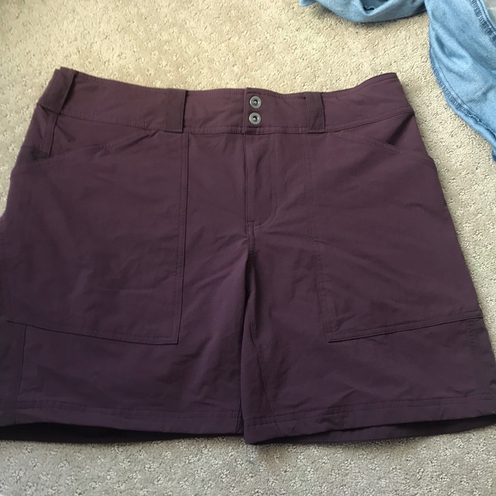 REI maroon Women’s hiking shorts size 12
